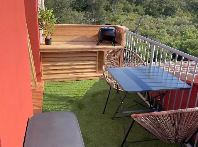 Апартаменты T2 Avec Balcon Chez Jeff Lucchini Леччи